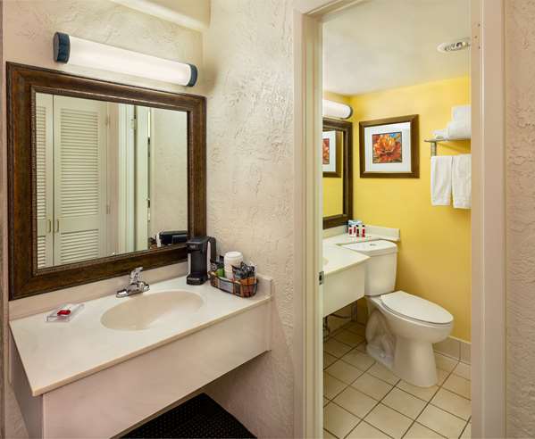  - Ramada Hotel Downtown Tucson - I-10, Exit 258