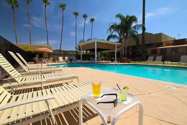 Pool - Ramada Hotel Downtown Tucson - I-10, Exit 258