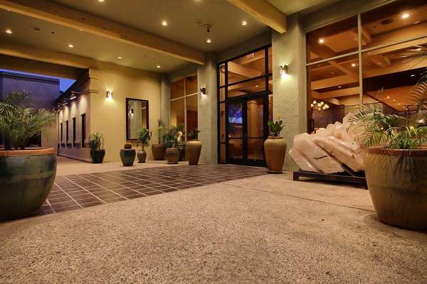 Exterior view - Ramada Hotel Downtown Tucson - I-10, Exit 258