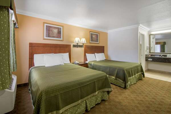  - Rodeway Inn Adelanto