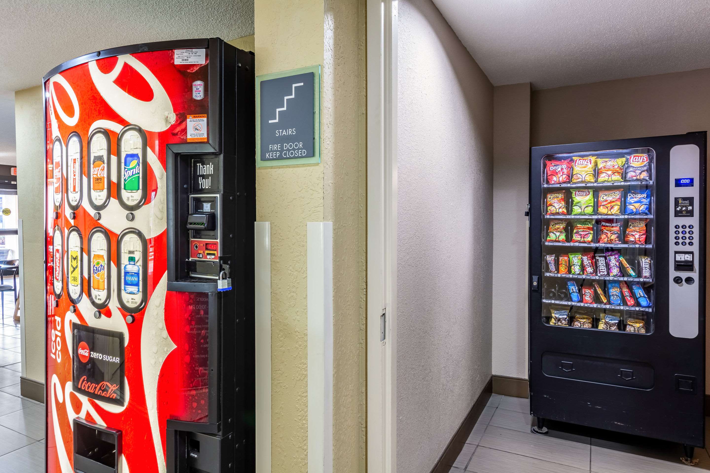 Hotel vending area | Quality Inn & Suites Southport