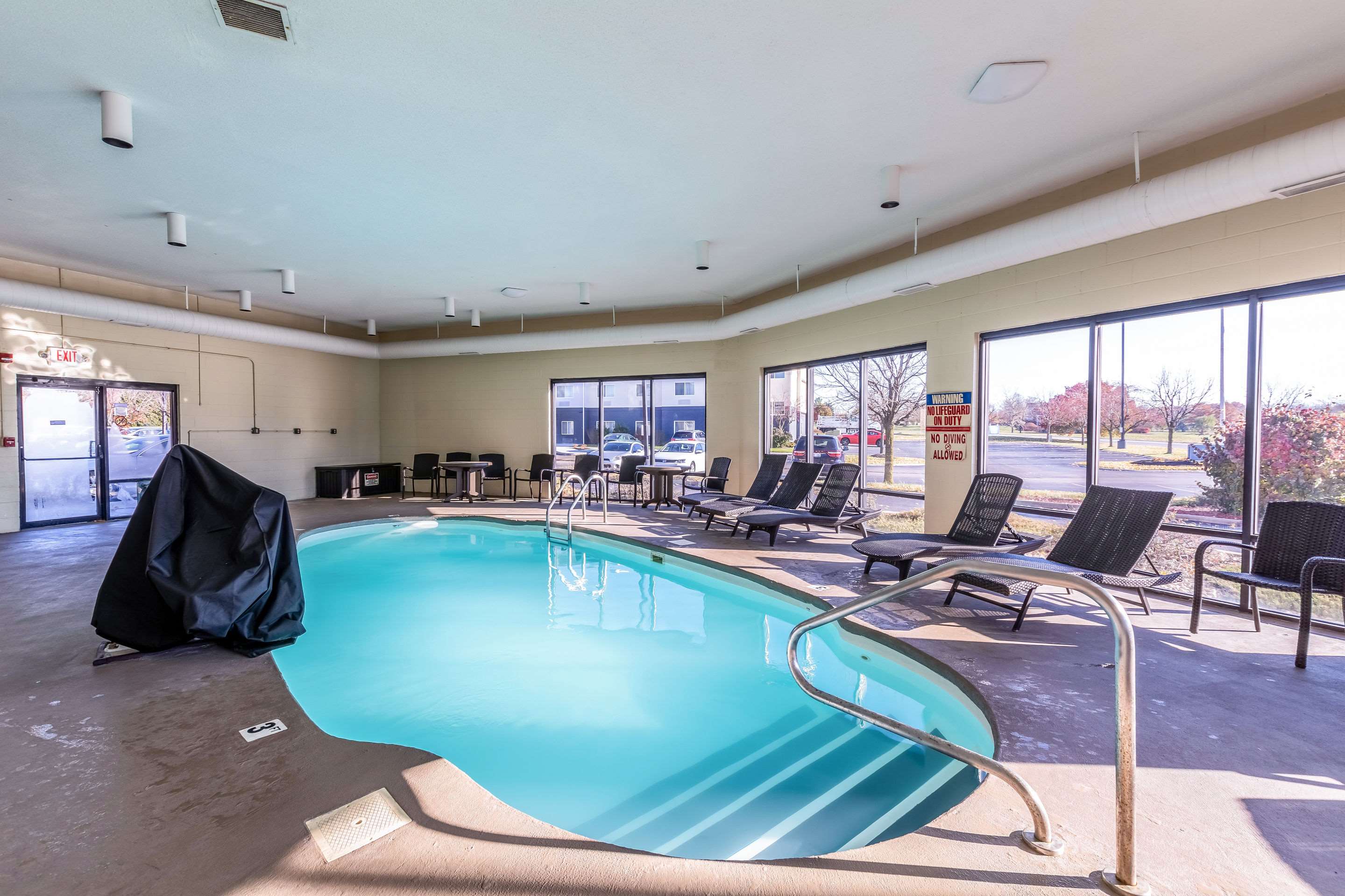 Indoor pool | Quality Inn & Suites Southport