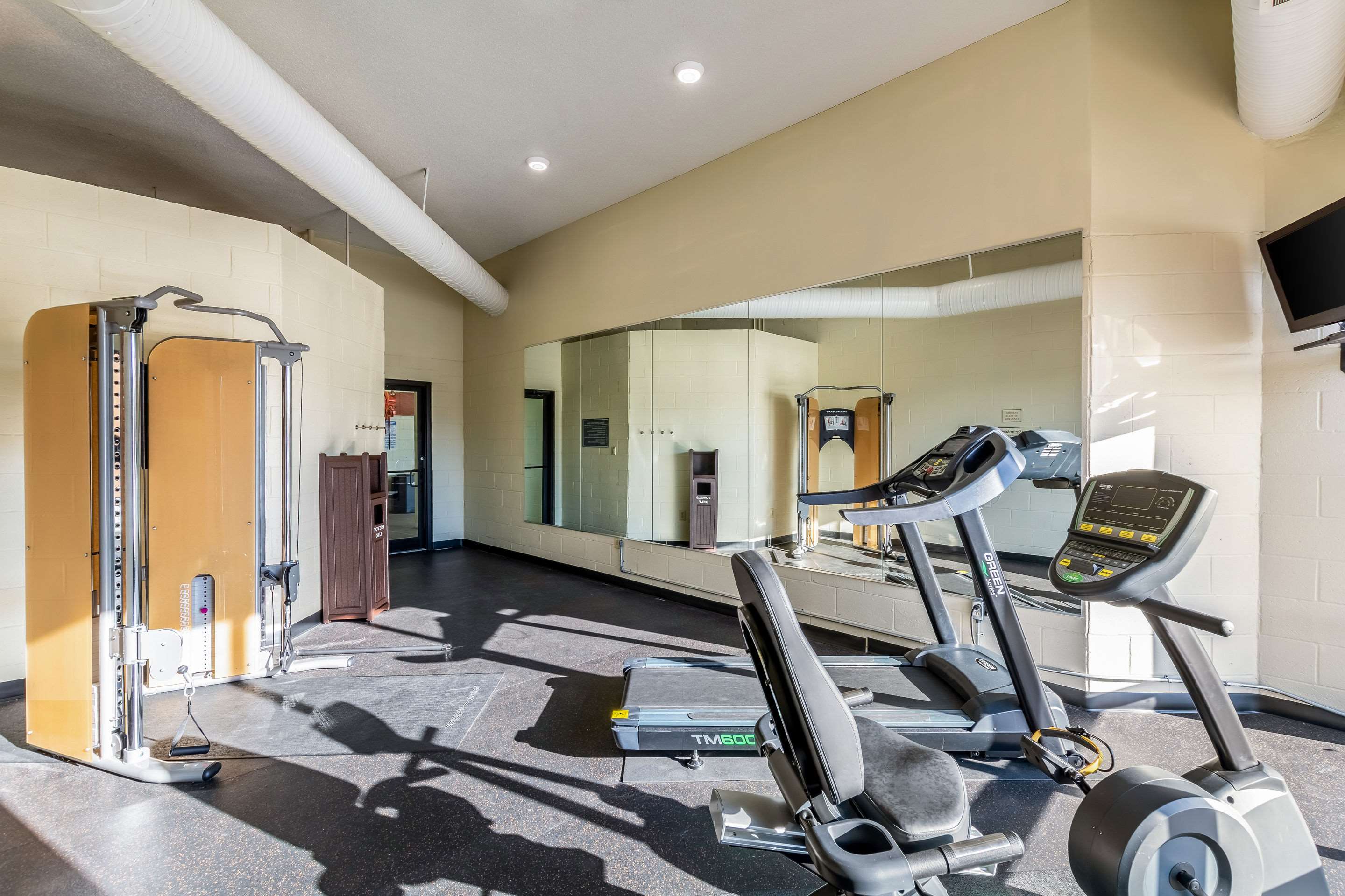 Fitness center | Quality Inn & Suites Southport