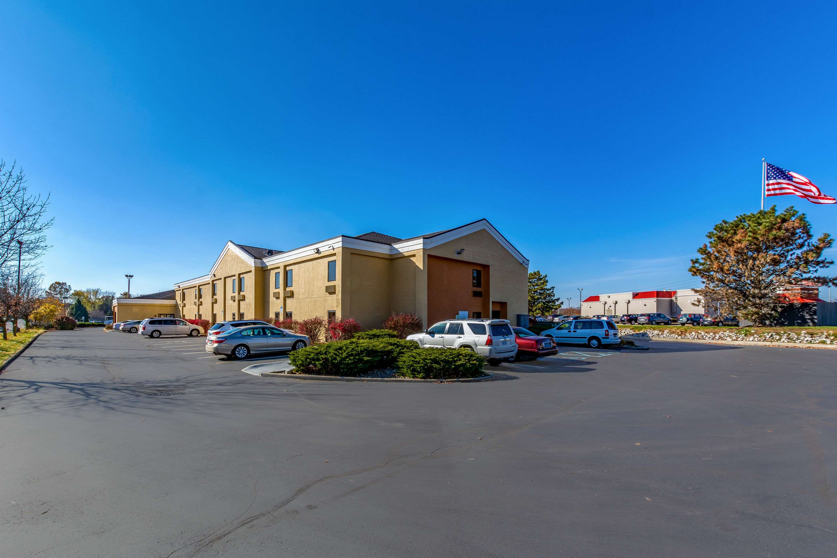 Hotel exterior | Quality Inn & Suites Southport