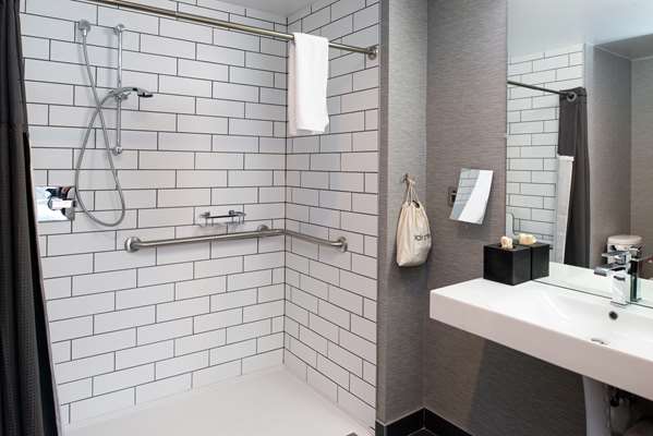  - Joinery Hotel Downtown Pittsburgh