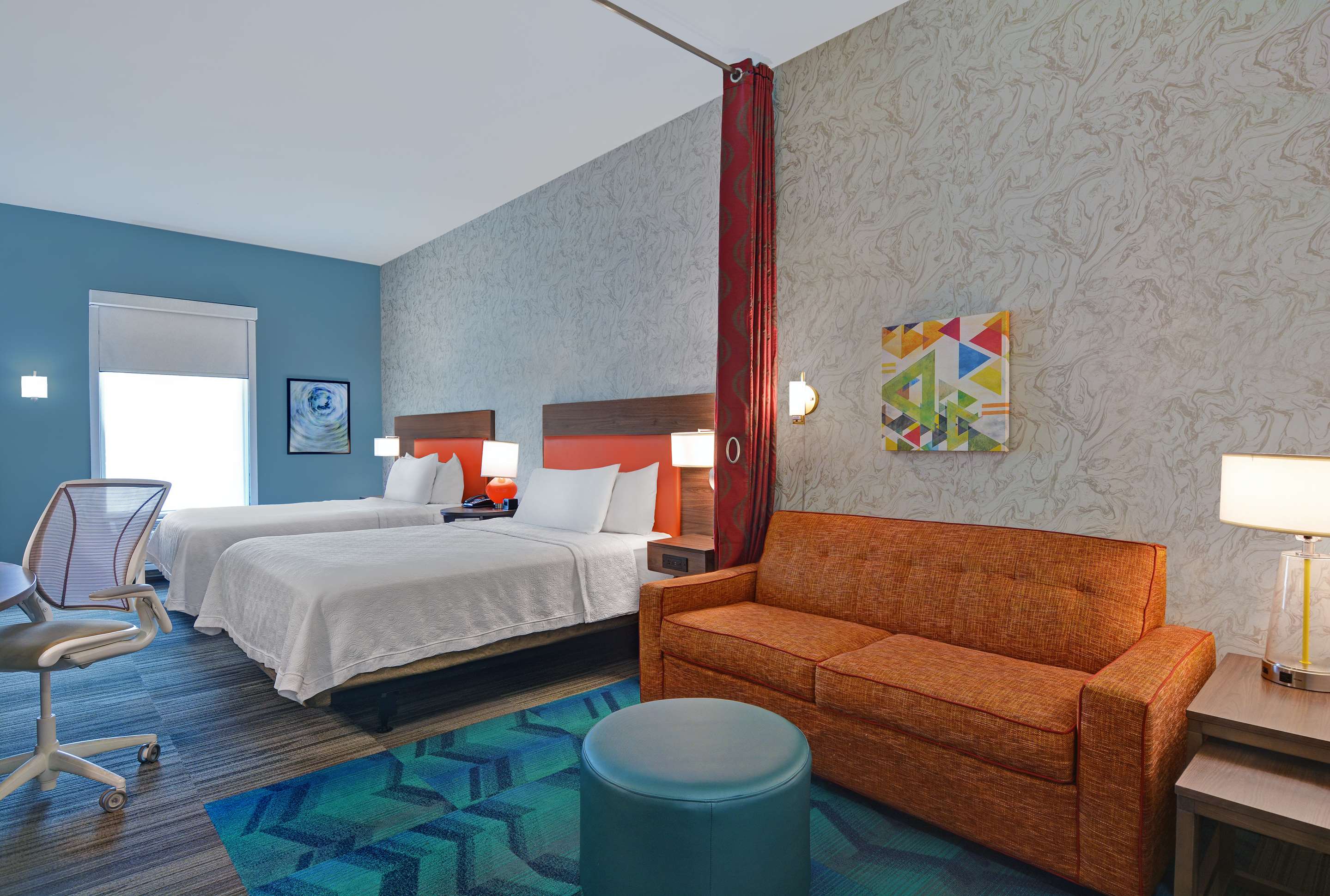 Guest room