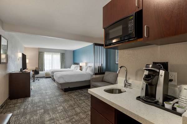  - Best Western Watertown Inn & Suites