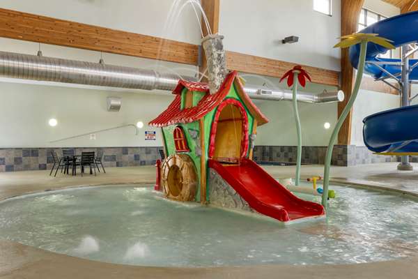 Pool - Best Western Watertown Inn & Suites