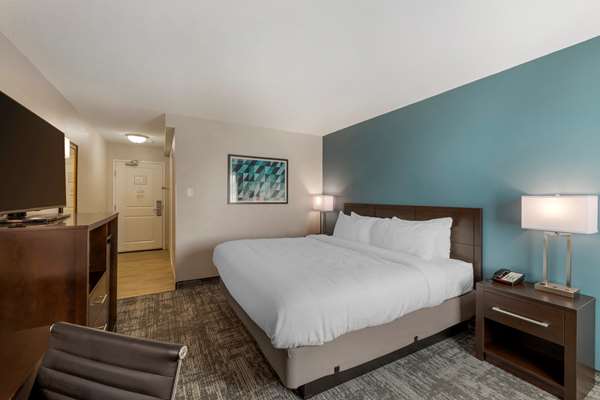  - Best Western Watertown Inn & Suites