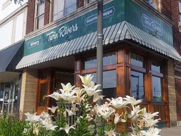  - Best Western Emporia Inn - I-35, Exit 128