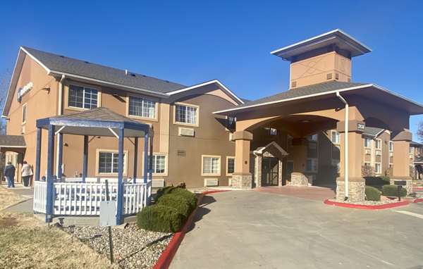 Exterior view - Best Western Emporia Inn - I-35, Exit 128