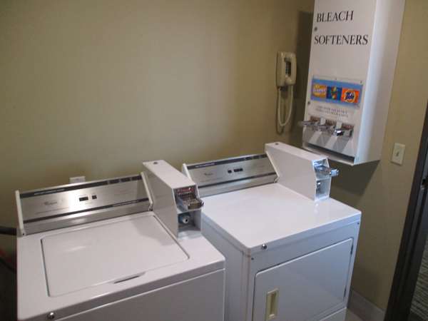 Amenities - Best Western Emporia Inn - I-35, Exit 128