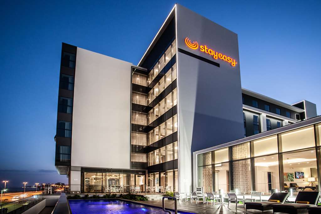 StayEasy Maputo Hotel