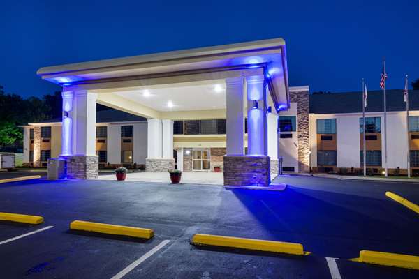 Exterior view - Comfort Suites Eufaula