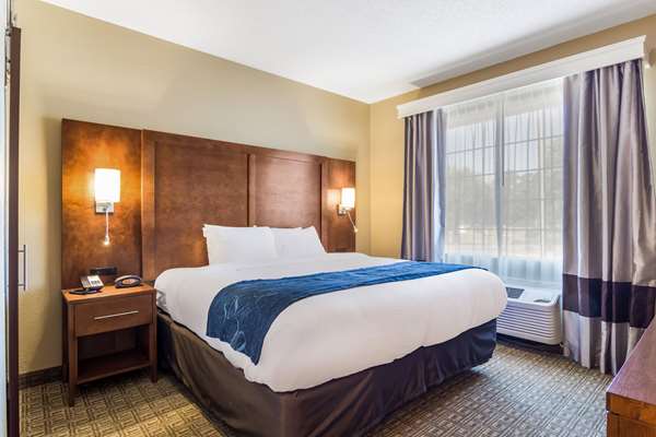  - Comfort Suites Eufaula