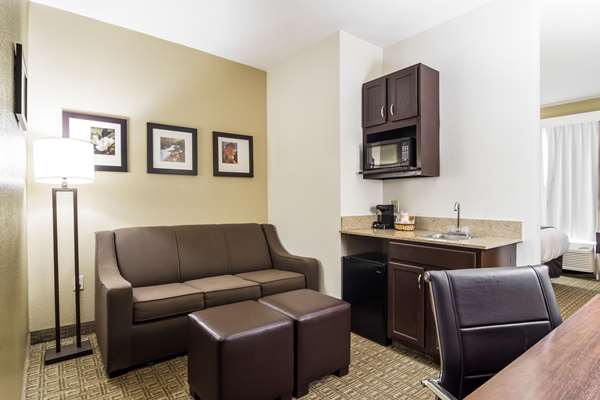  - Comfort Suites Eufaula