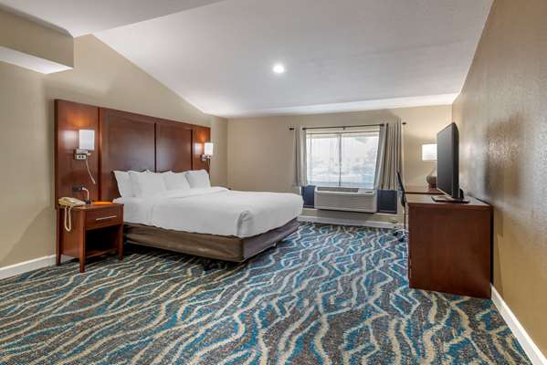 Suite - Comfort Inn Tunnel Road Asheville - I-40, Exit 55