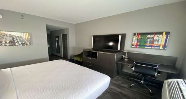  - Best Western Plus City Line Hotel Bronx