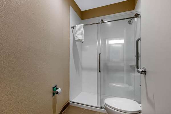  - Comfort Inn & Suites East Montgomery - I-85, Exit 6