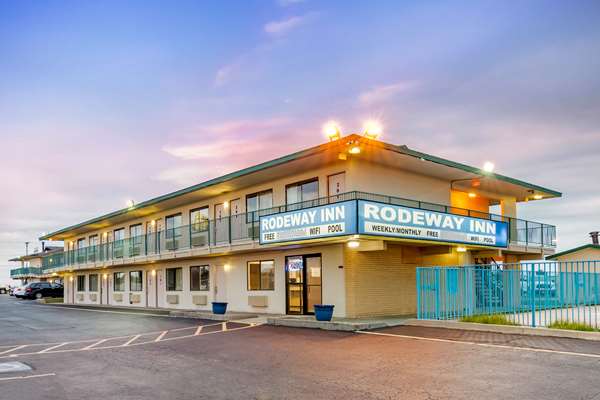 Exterior view - Rodeway Inn Hays - I-70, Exit 159