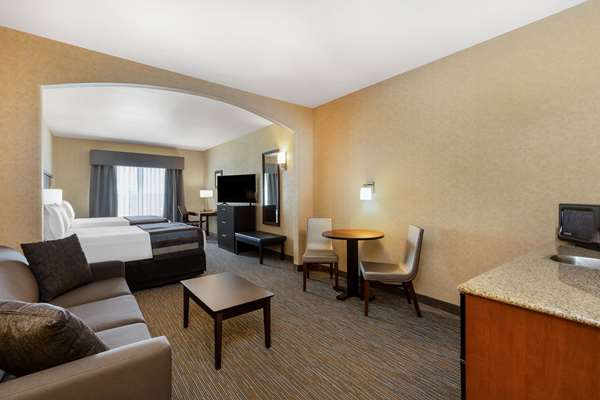 Suite - Wingate by Wyndham Hotel Moses Lake