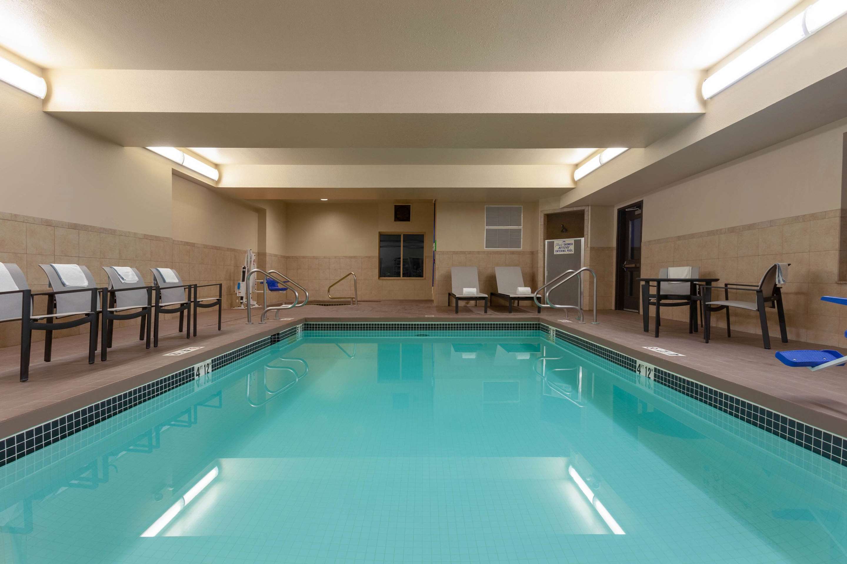 Pool | Wingate by Wyndham Moses Lake