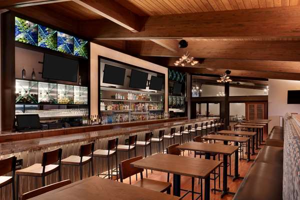 Restaurant - Wyndham Garden Hotel State College Boalsburg