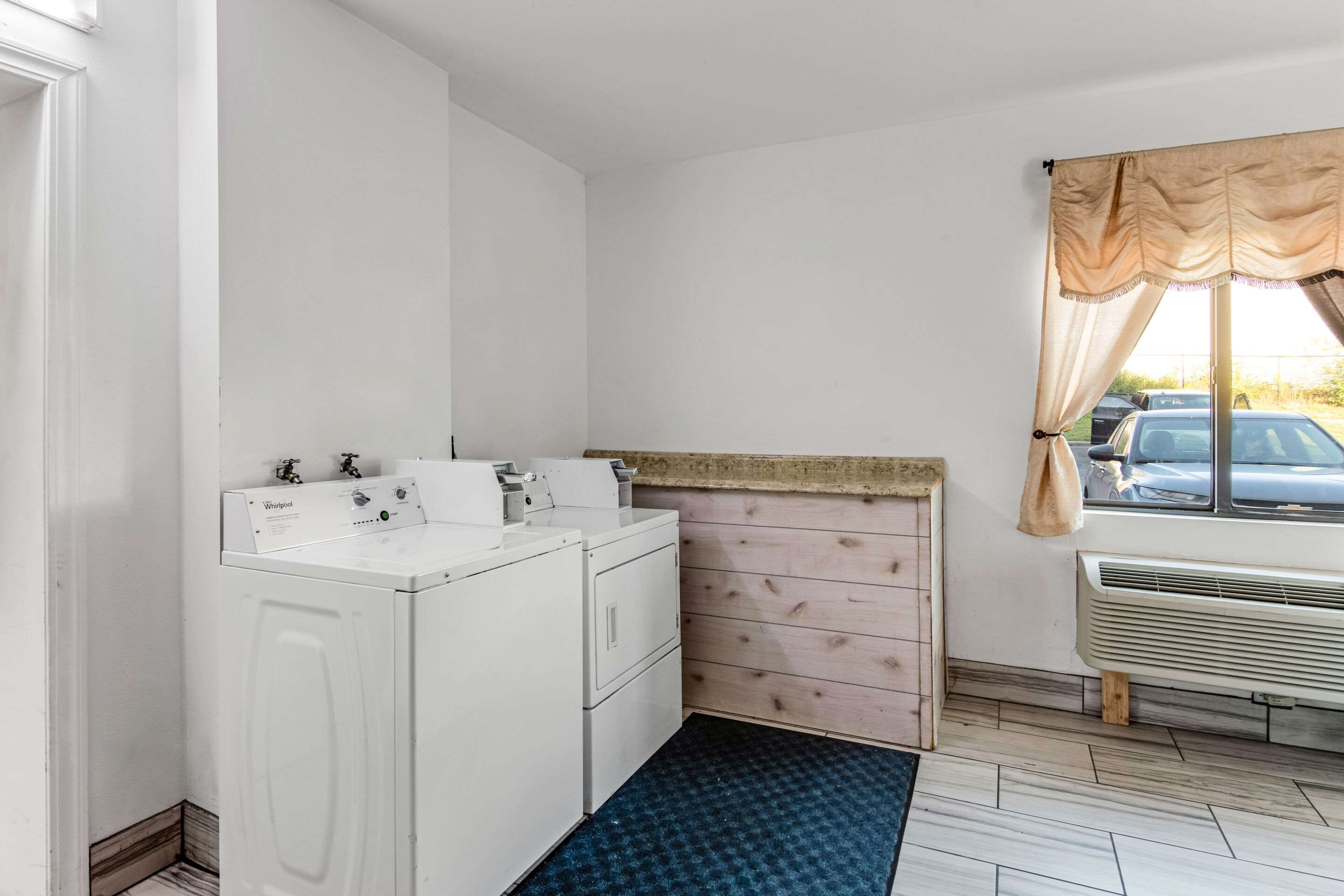 Guest laundry facilities