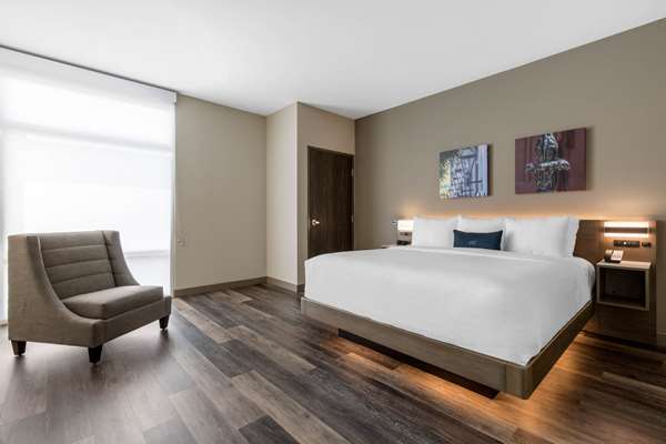 Suite - Cambria Hotel Mount Pleasant