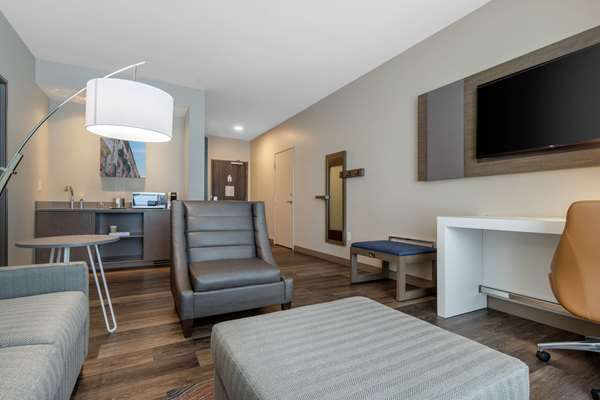 Suite - Cambria Hotel Mount Pleasant