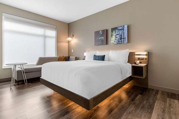 Suite - Cambria Hotel Mount Pleasant