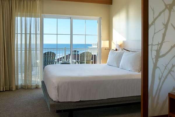 Suite - Hyatt Place Hotel Oceanfront Ocean City