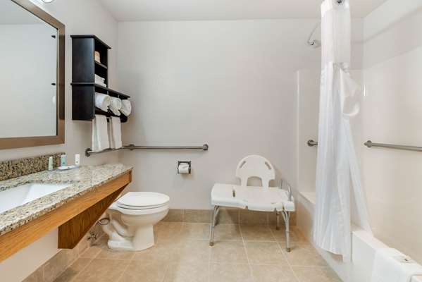  - Quality Inn & Suites South Fork