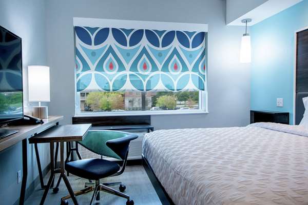  - Tru by Hilton Hotel Lafayette