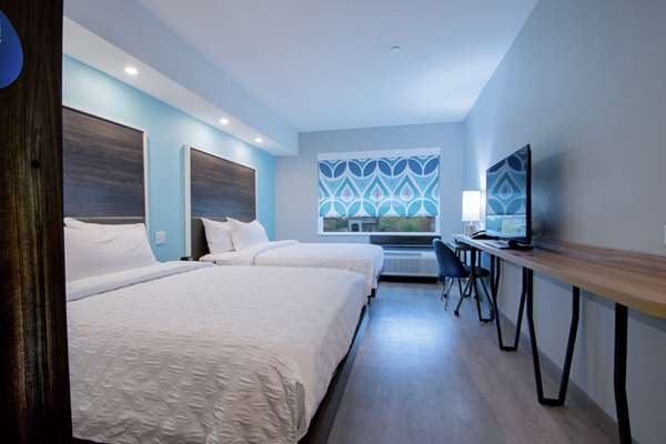  - Tru by Hilton Hotel Lafayette