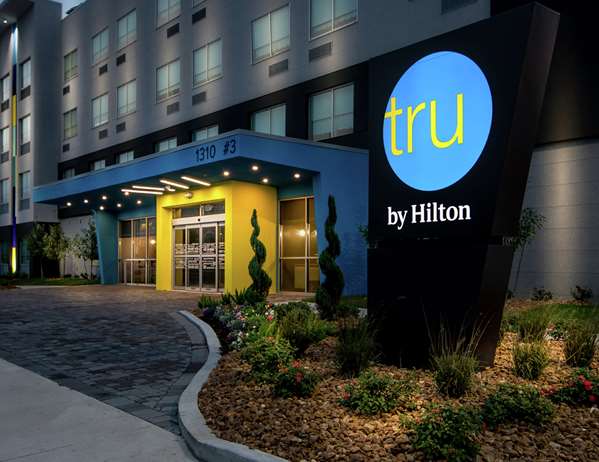 Exterior view - Tru by Hilton Hotel Lafayette
