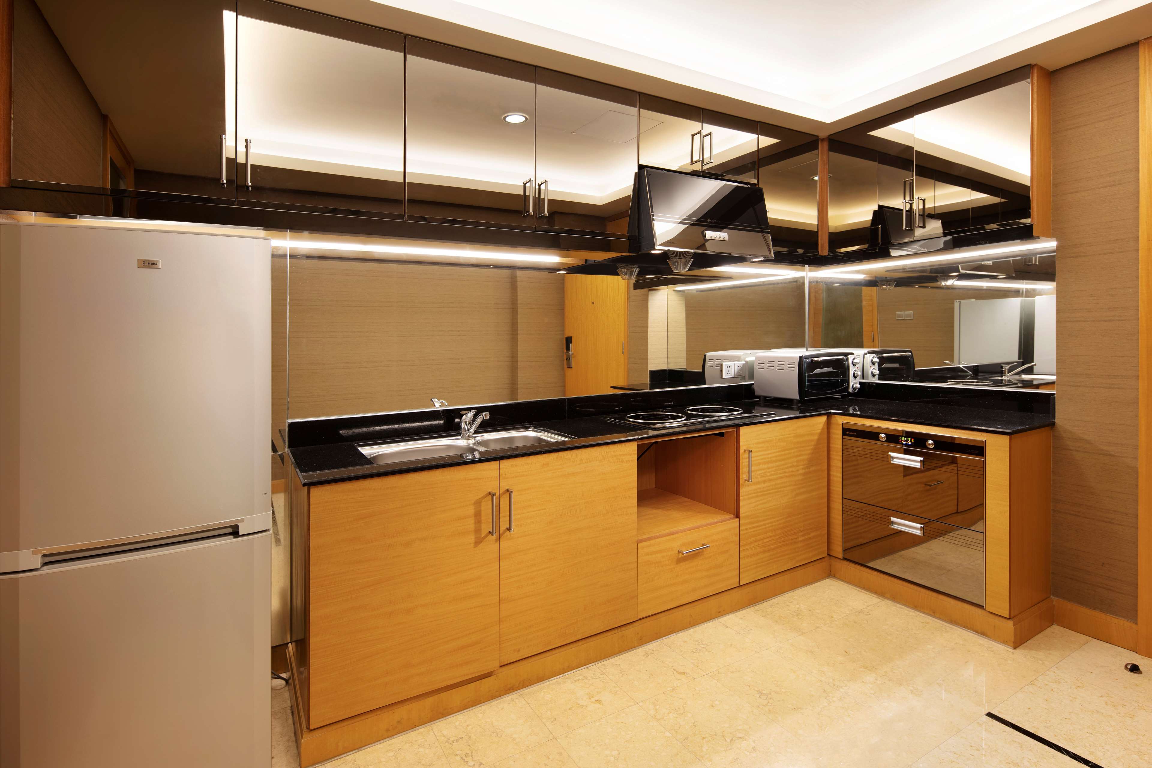 Hilton Xiamen Room Type - KING ONE BEDROOM EXE SUITE