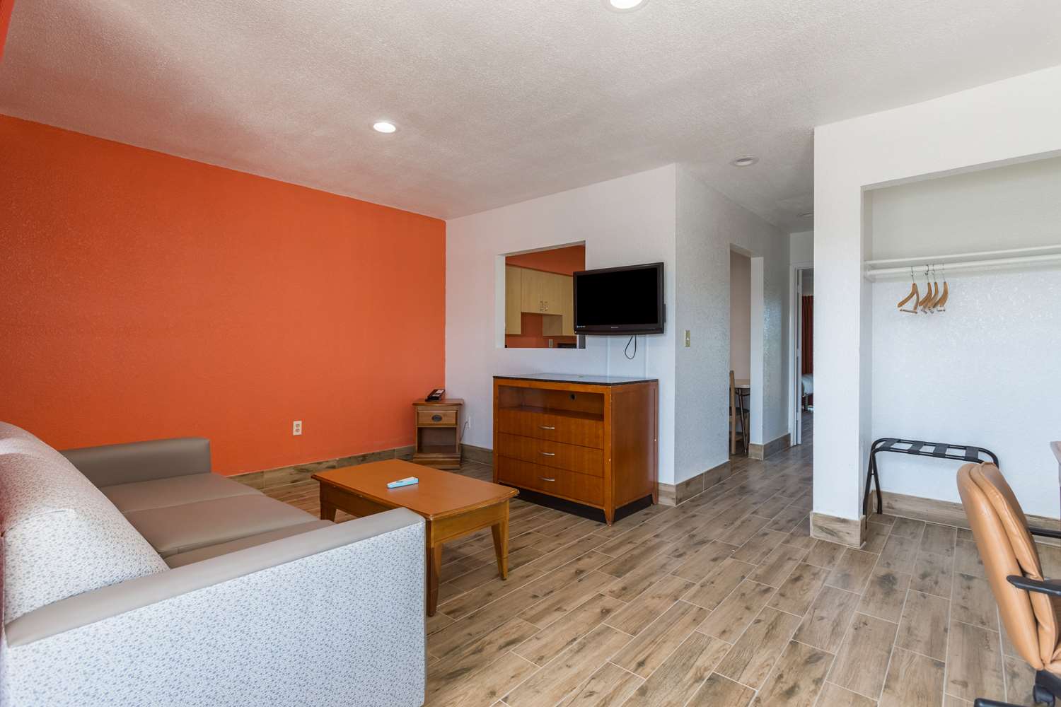 Studio 6 Extended Stay Hotel Englewood, FL See Discounts