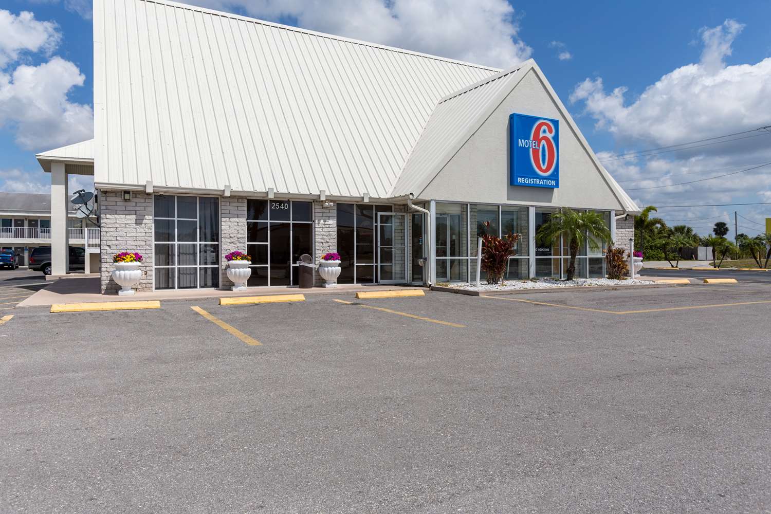 Studio 6 Extended Stay Hotel Englewood, FL See Discounts