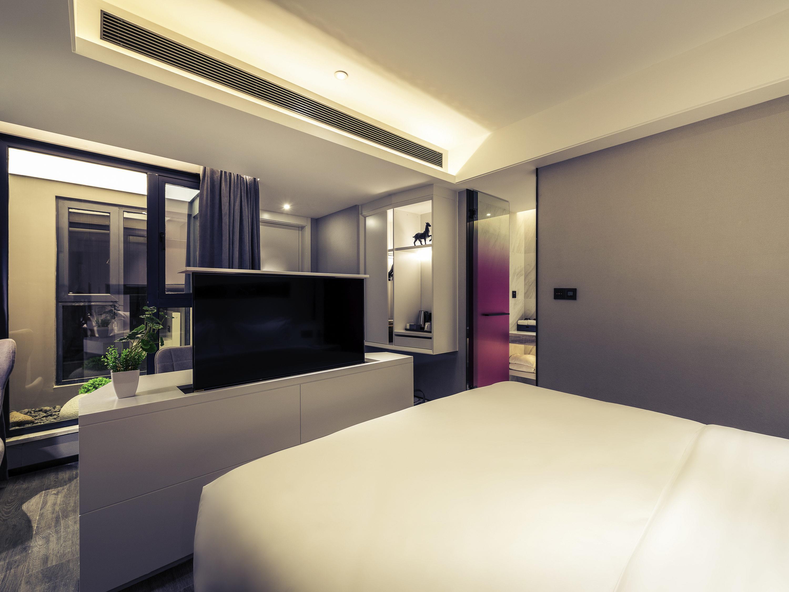 Mercure Hangzhou Qianjiang Room Type - Superior Room with 1 kingsize bed