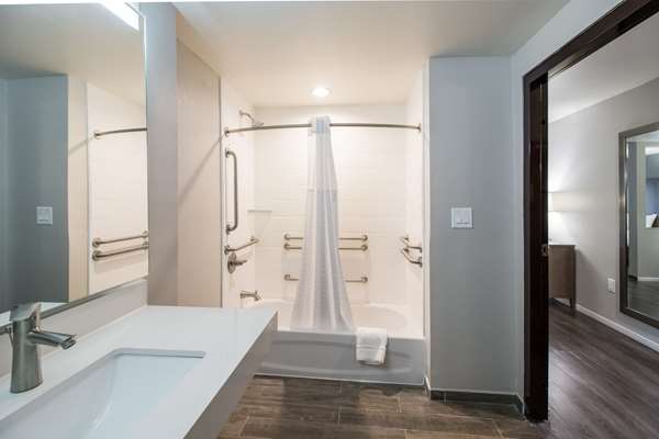 Suite - Comfort Suites Columbia