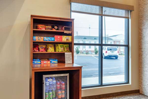  - Comfort Inn White House