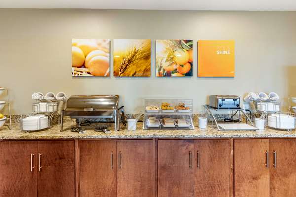 Amenities - Comfort Inn White House