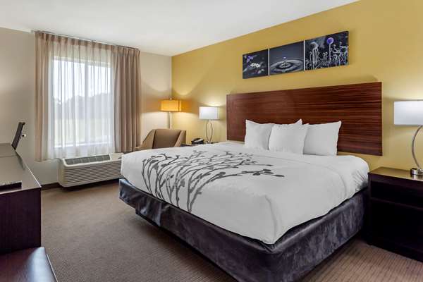  - Sleep Inn & Suites Clarksville - I-24, Exit 4