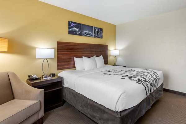  - Sleep Inn & Suites Clarksville - I-24, Exit 4