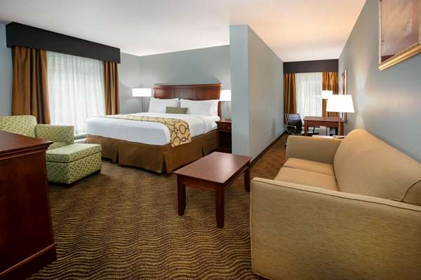 Suite - Baymont Inn & Suites Braselton - I-85, Exit 126