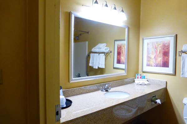  - Baymont Inn & Suites Calhoun - I-75, Exit 312