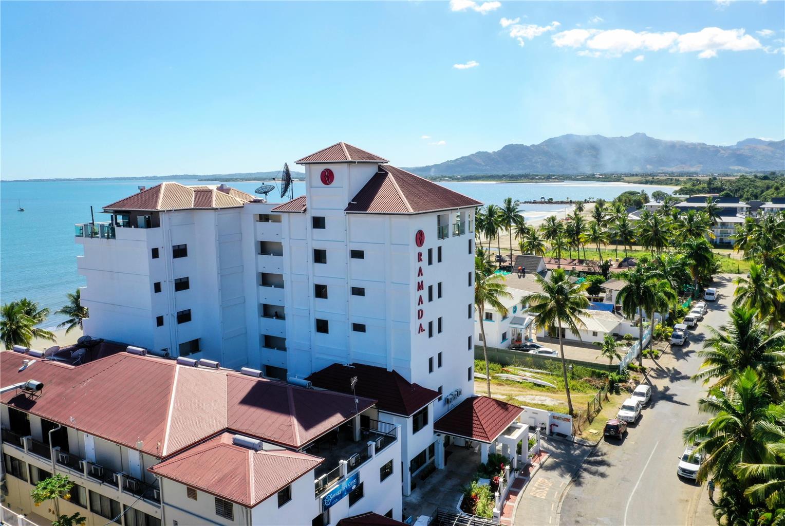 Ramada Suites Wailoaloa Beach