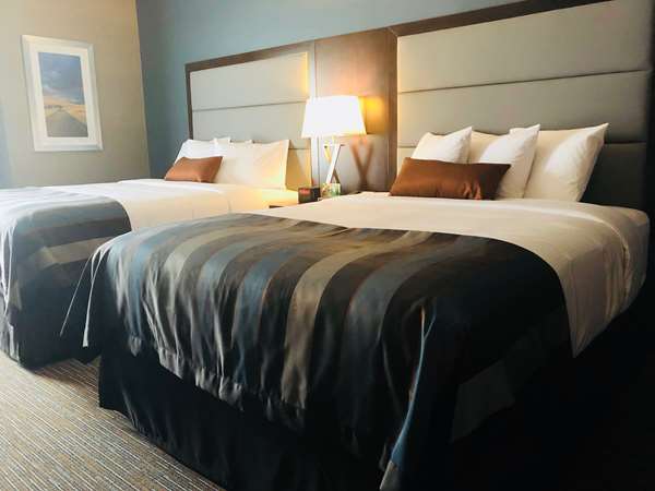  - Wingate by Wyndham Hotel Kamloops