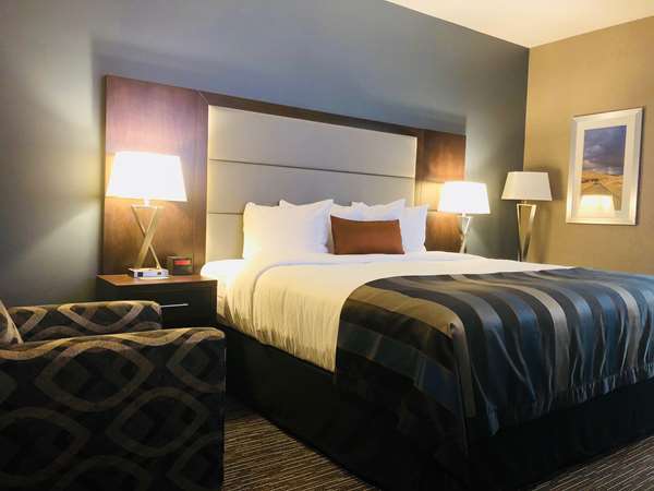  - Wingate by Wyndham Hotel Kamloops